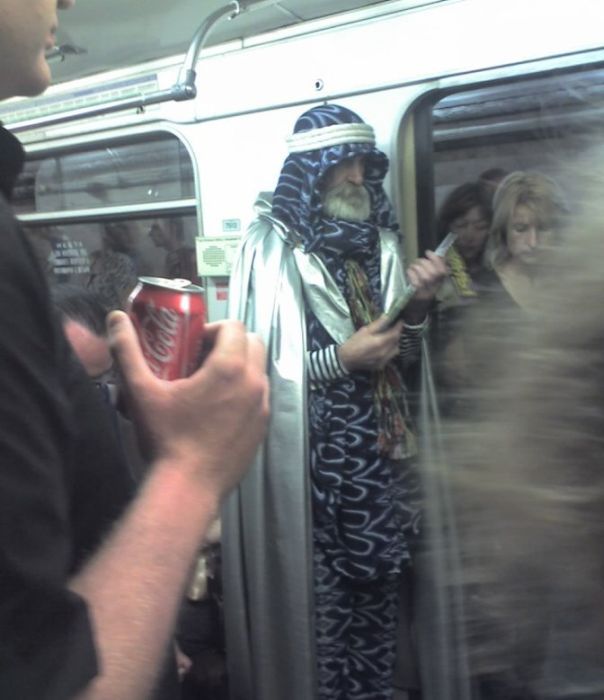 Кого можно встретить в метро (72 фото)