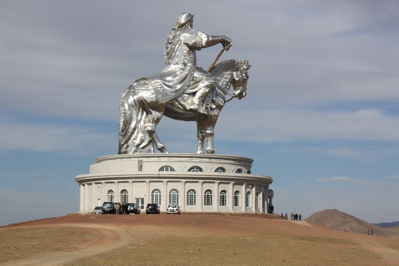 Статуя Чингизхана (8 фото)