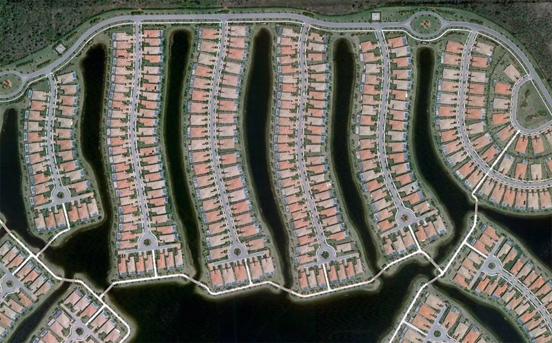 Часть Верона Уок – района в Неаполе, штат Флорида. (© Google)